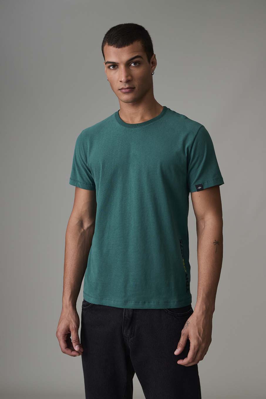 CAMISETA TRITON G BRANCO