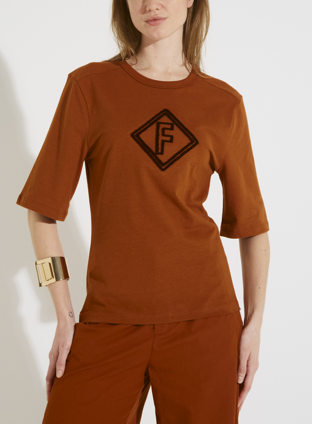 CAMISETA BORDADA M VERMELHO SPARKLY