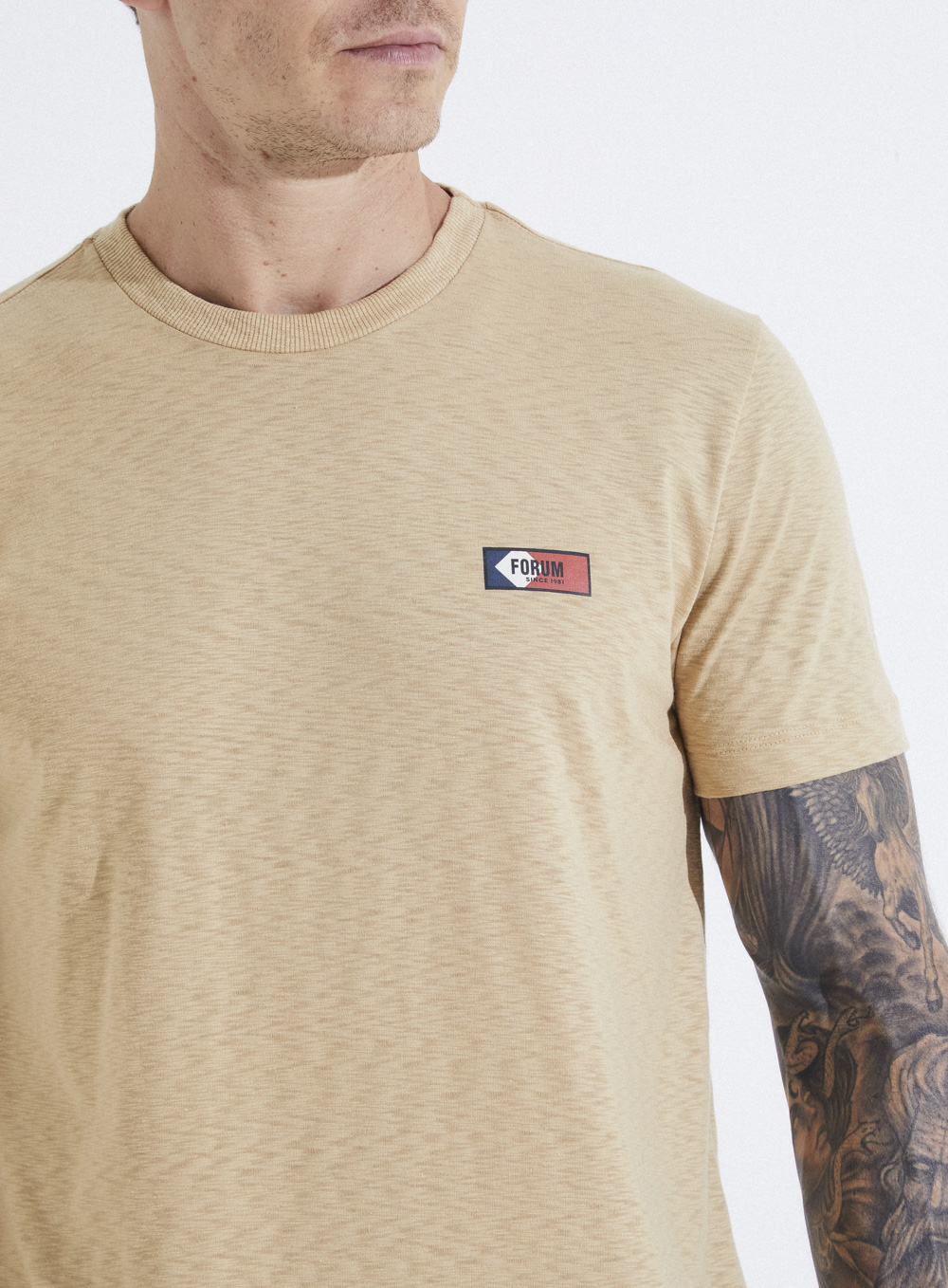 CAMISETA FORUM M BEGE INCENSE