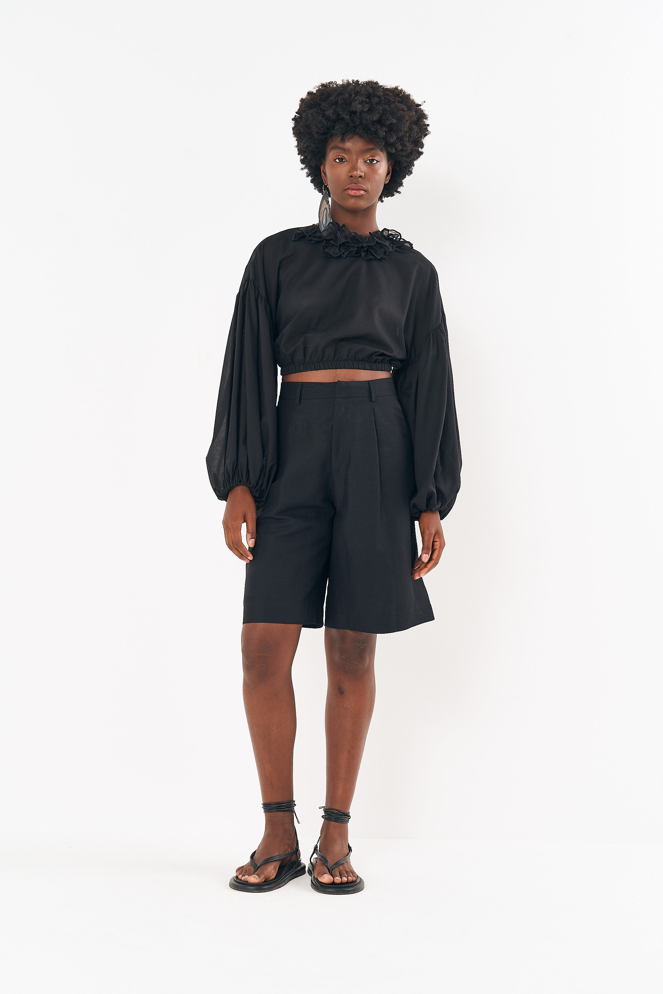 BERMUDA LINHO 38 PRETO