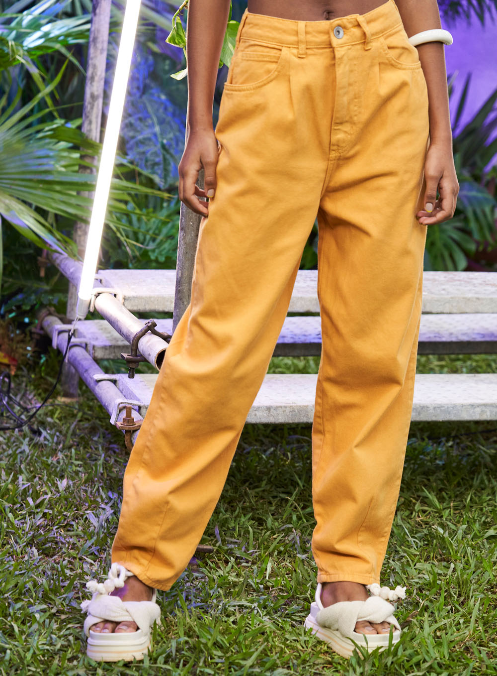 CALÇA SARJA ZOE 38 LARANJA ALAMAND