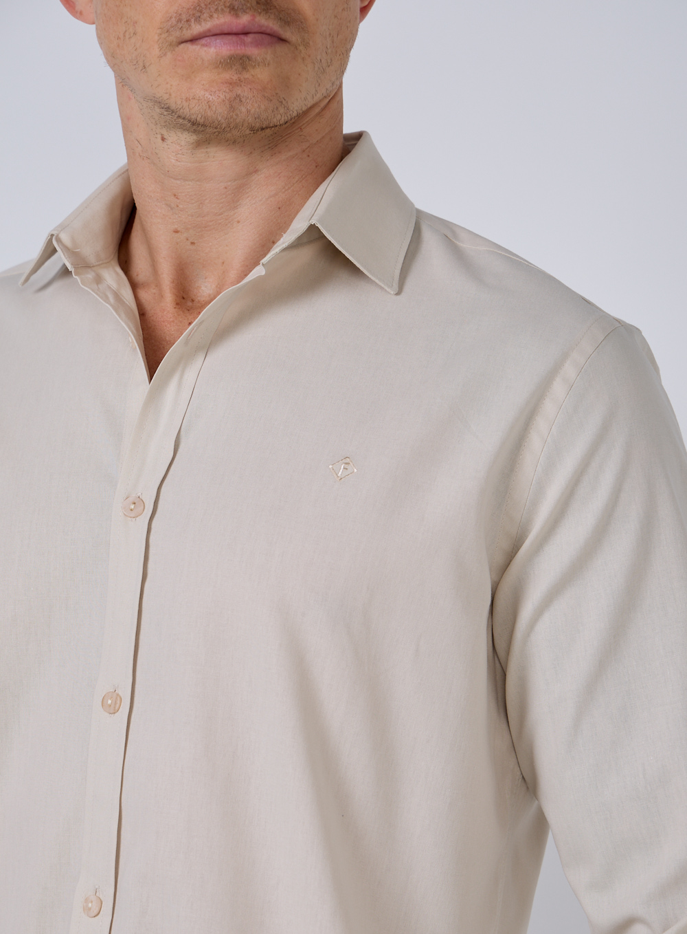 CAMISA SLIM FIT 3 BEGE PILAR