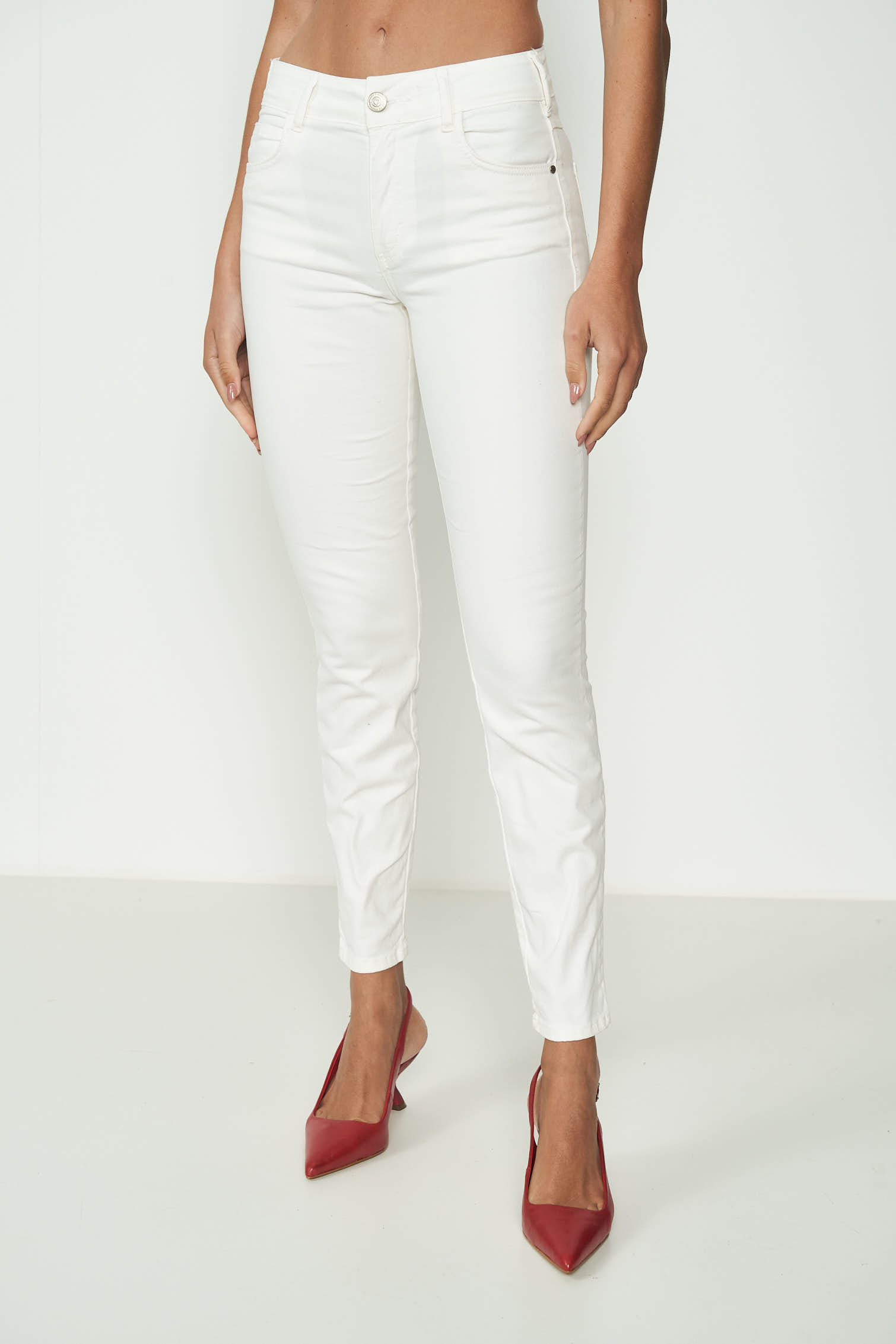 CALÇA SARJA NOVA YORK 36 OFF SHELL