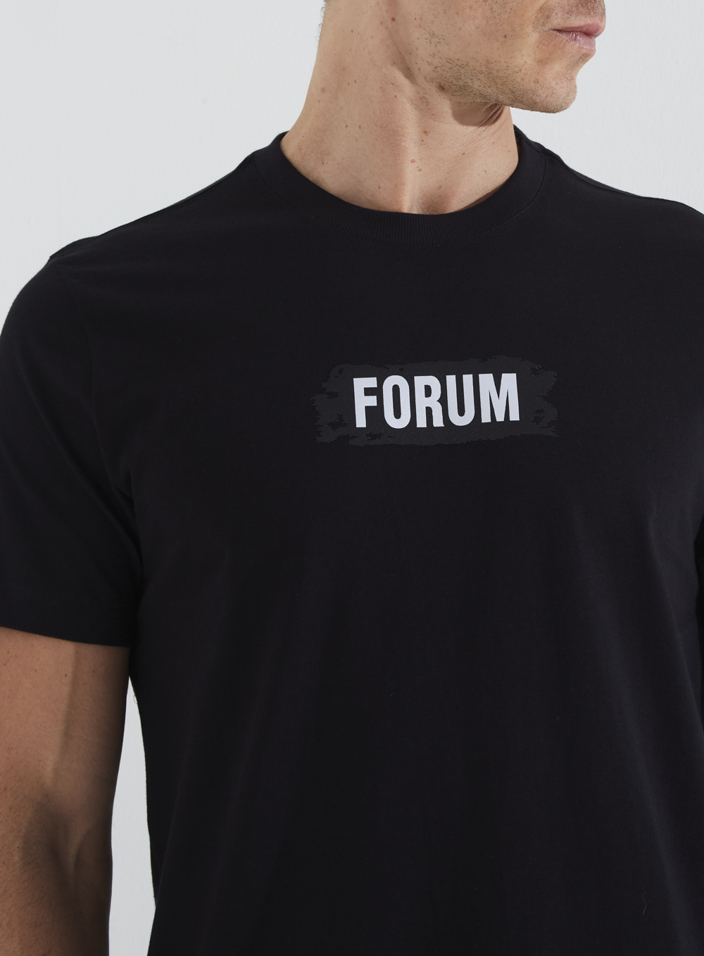 CAMISETA FORUM M PRETO