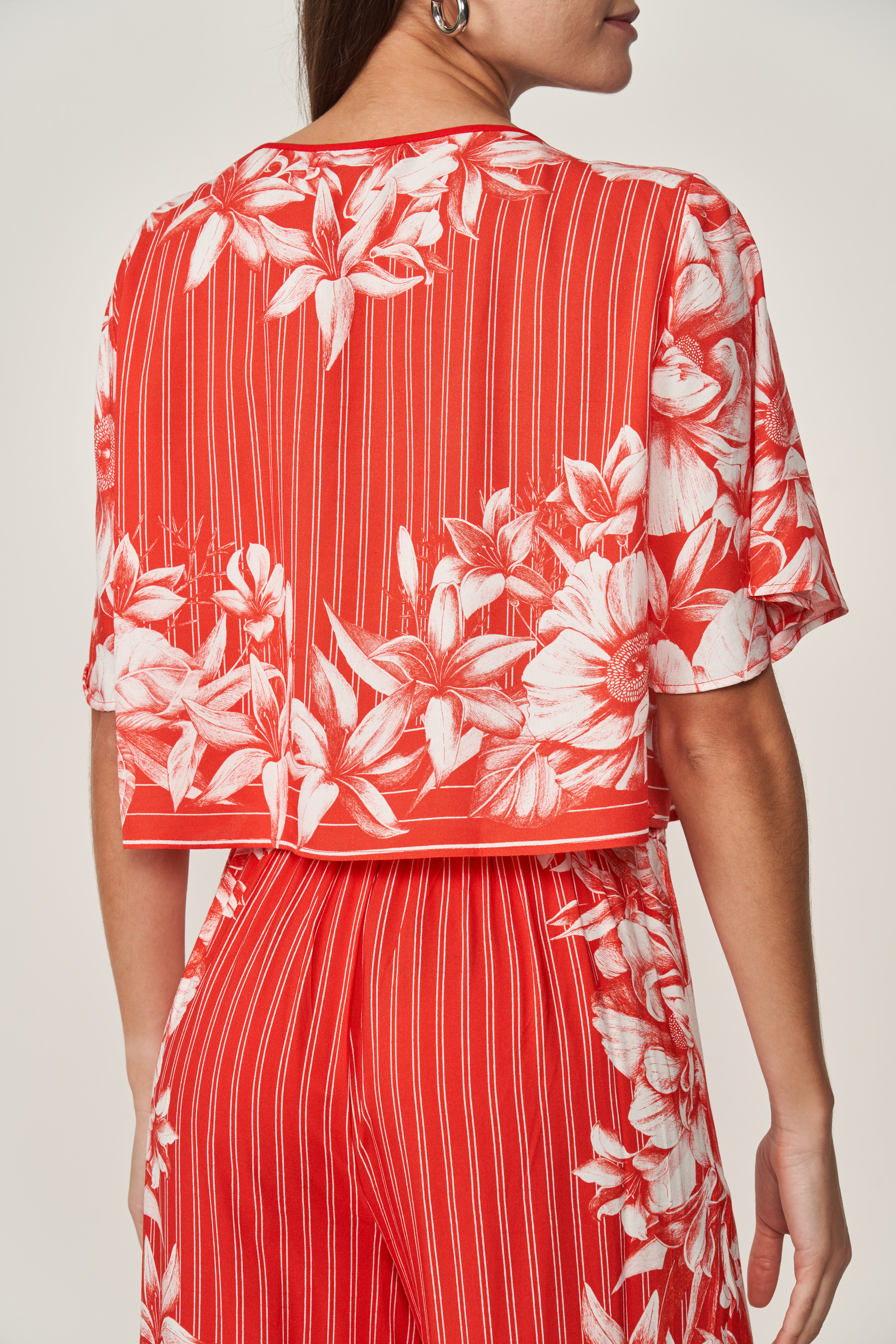 CAMISETA ESTAMPADA G LISTRA FLORA.II