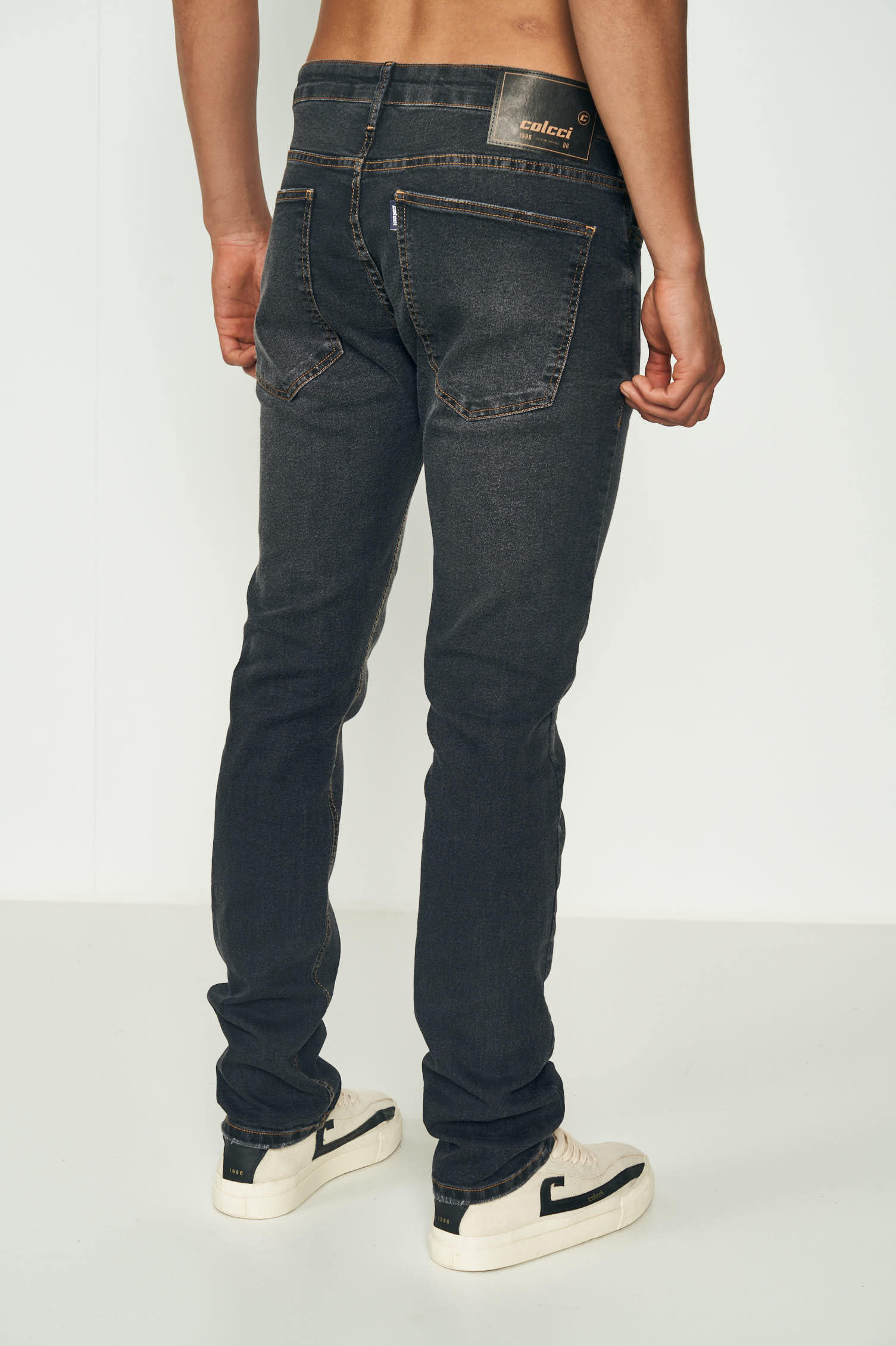 CALÇA JEANS FELIPE SKINNY 38 IND.PRETO