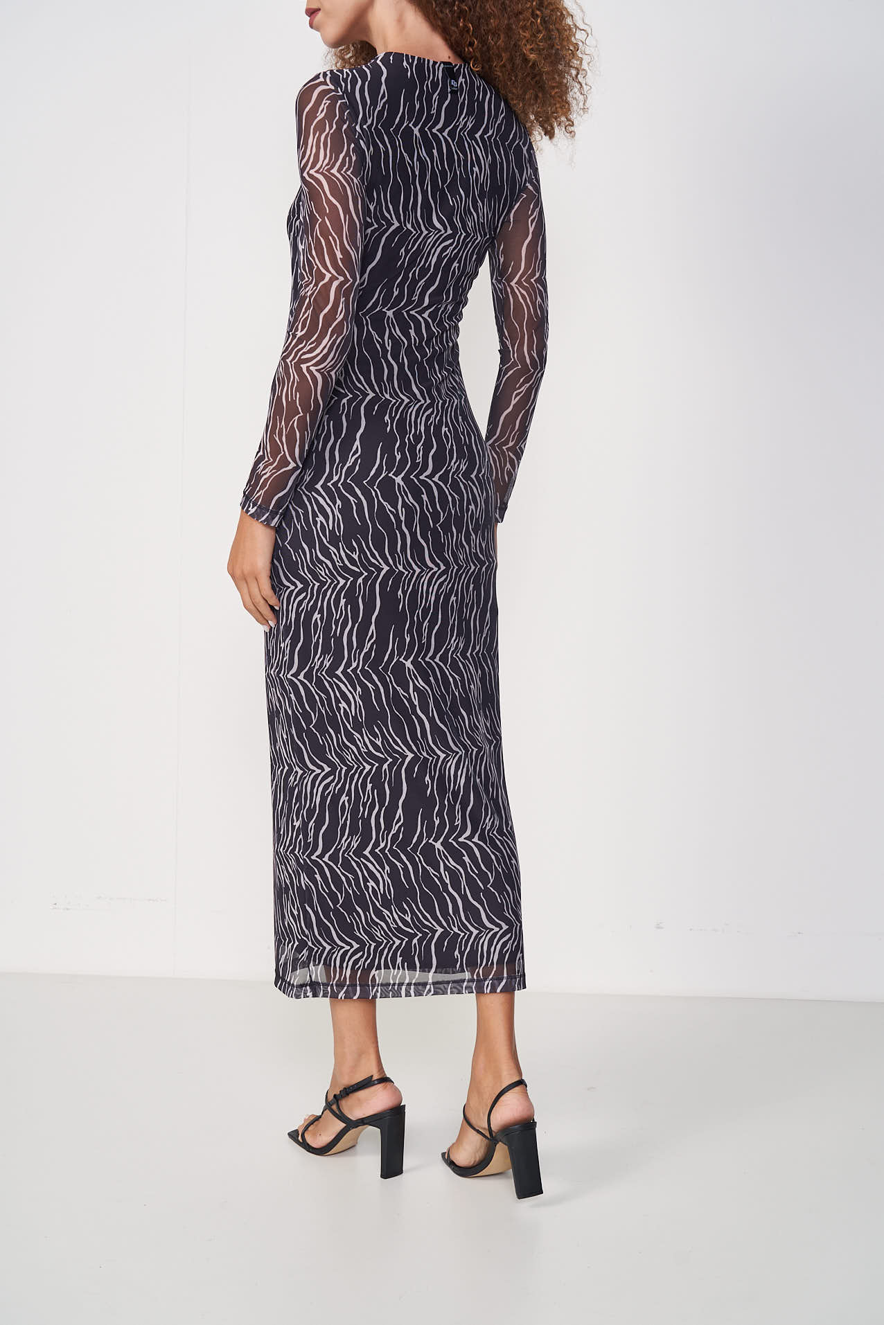 VESTIDO TULE ESTAMPADO PP FLUID LINES