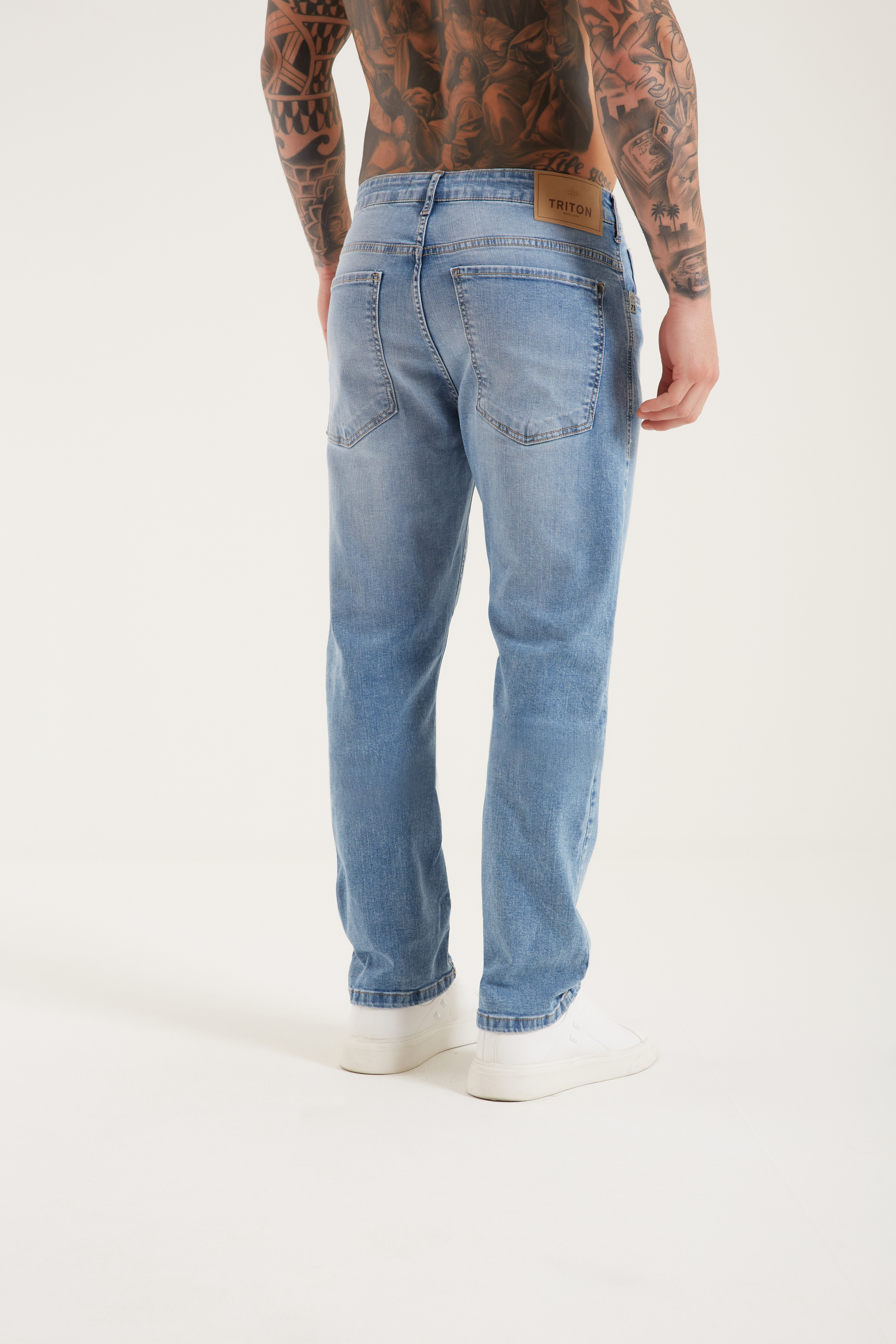 CALÇA JEANS LEO 46 INDIGO