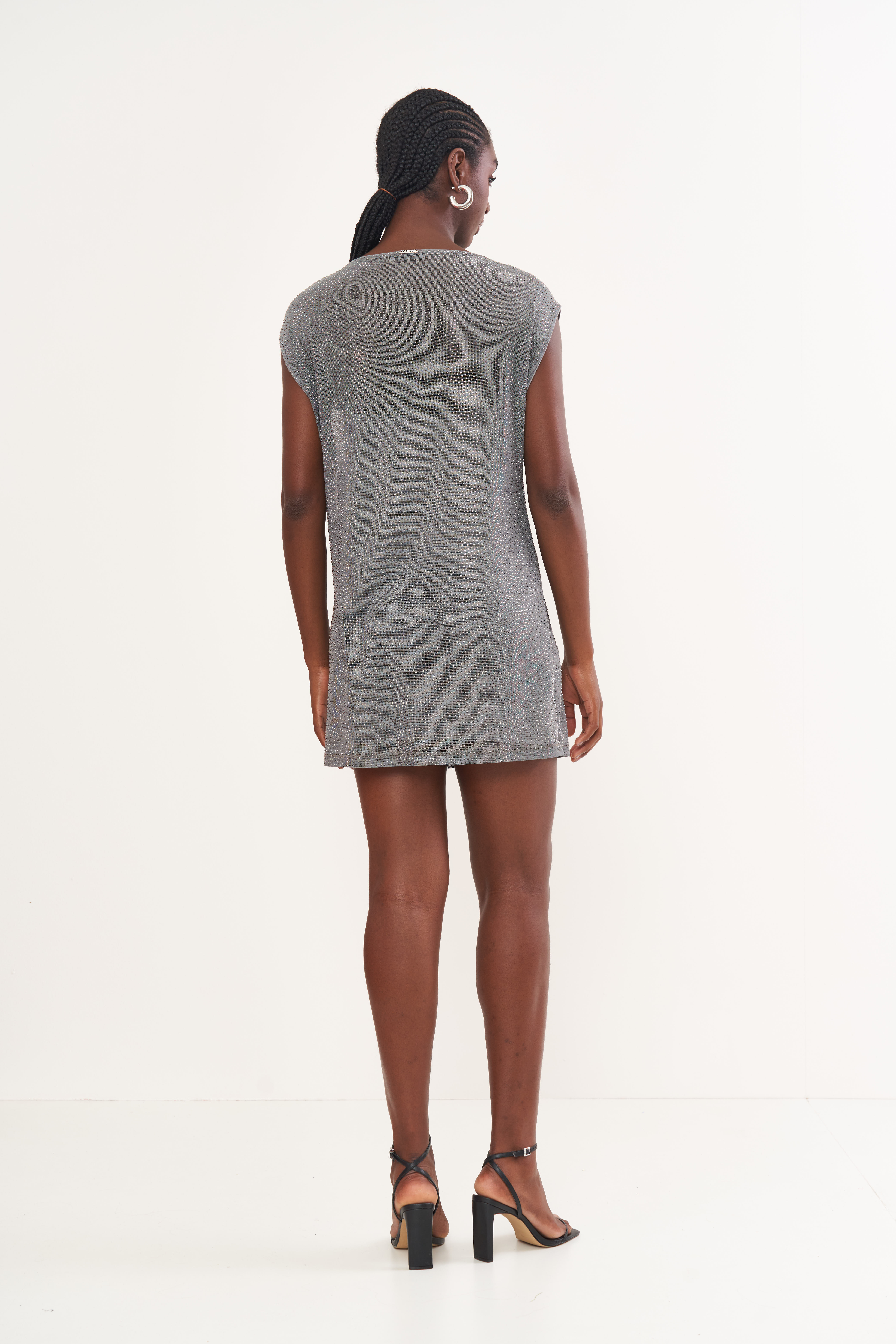 VESTIDO TULE COM APLICAÇÃO P CINZA ALITA
