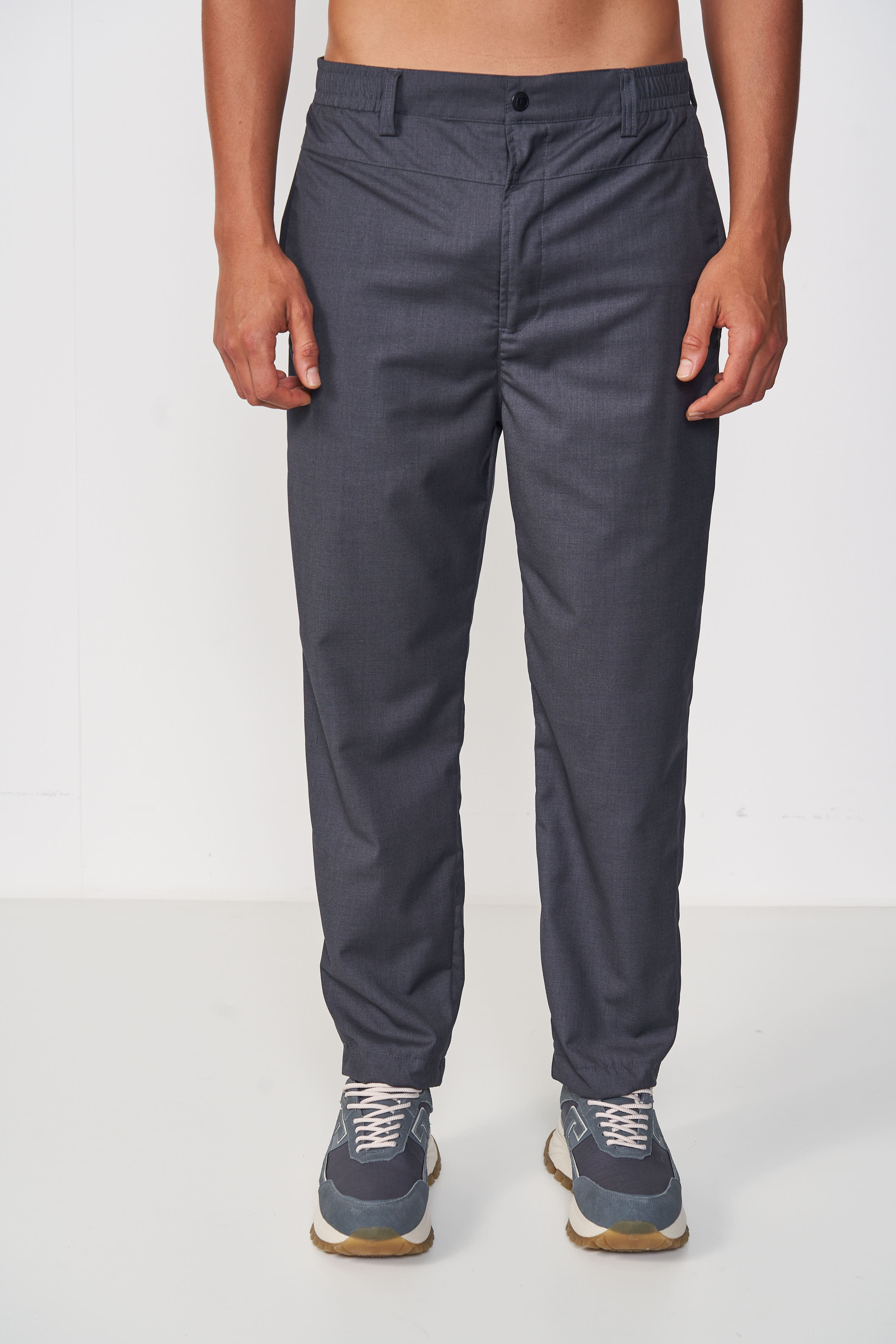 CALÇA COLCCI 42 CINZA