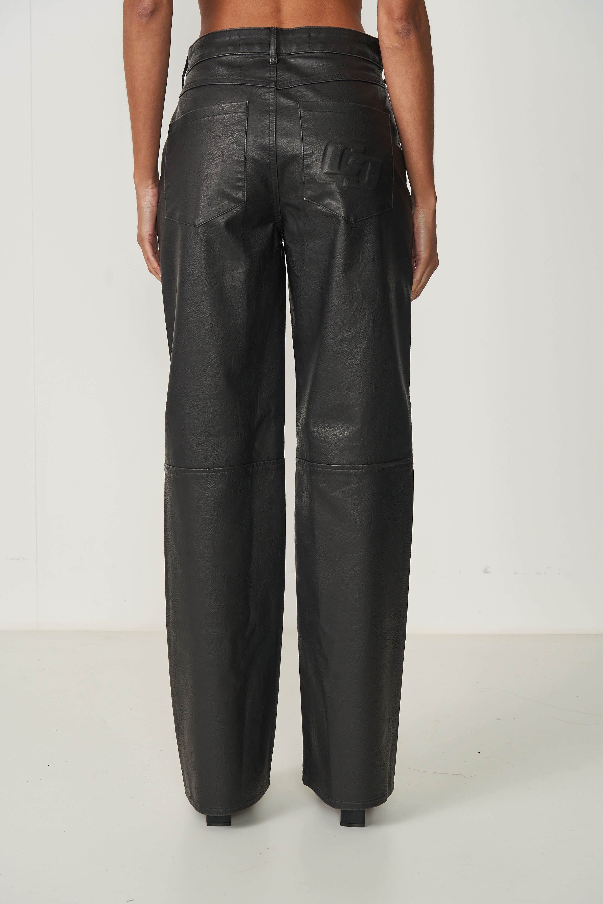 CALÇA COLCCI 42 CINZA