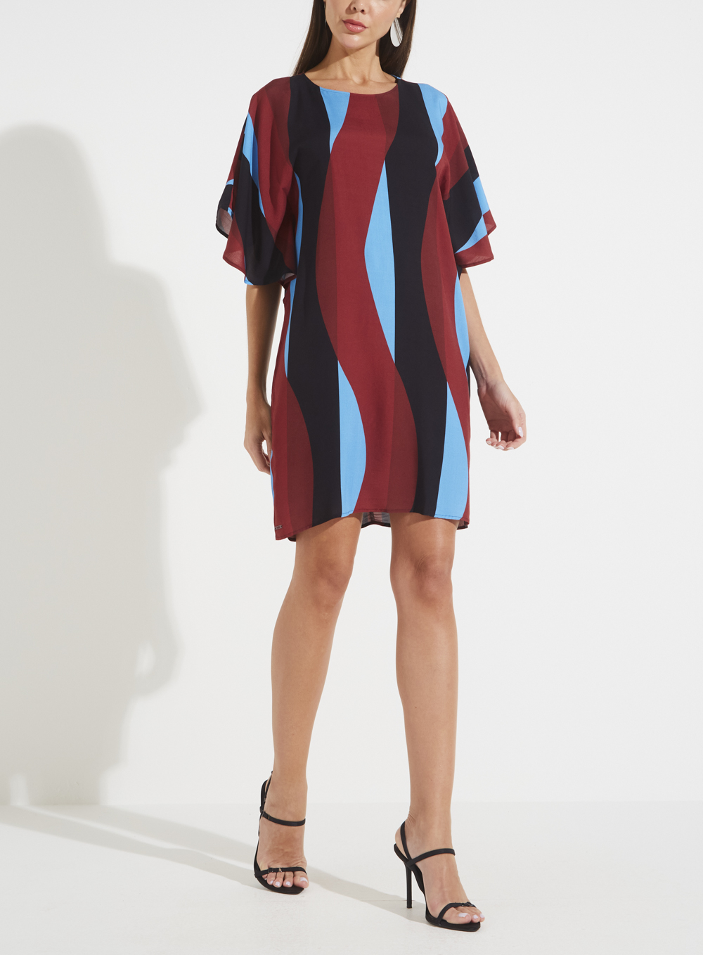VESTIDO ESTAMPADO P COSMIC WAVE