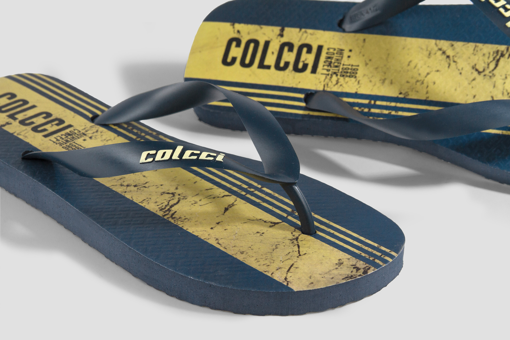SANDALIA MASC COLCCI LISTRA 4 37-38 CINZA COIMBRA