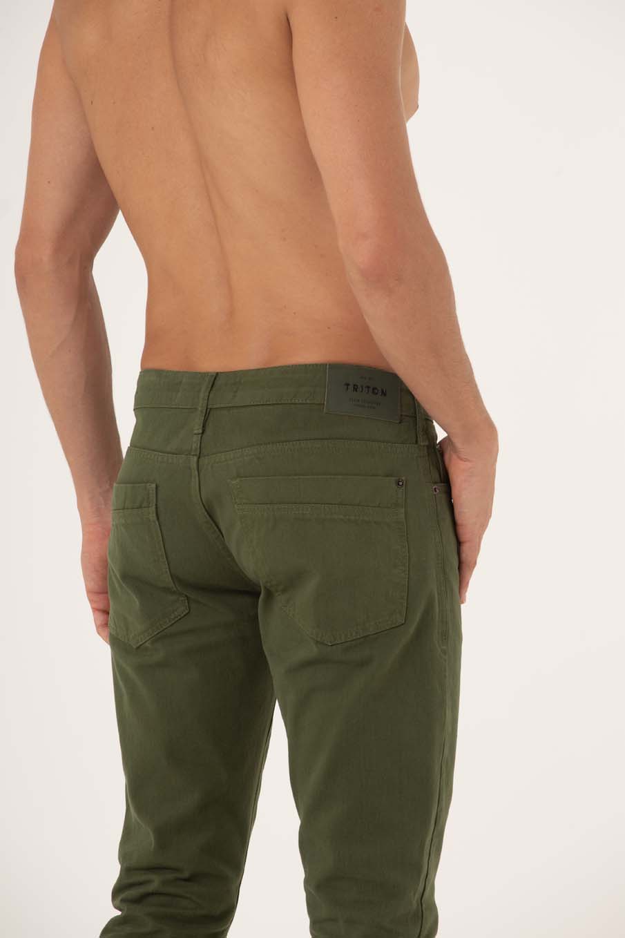 CALÇA SARJA GILSON 42 VERDE LIVAS