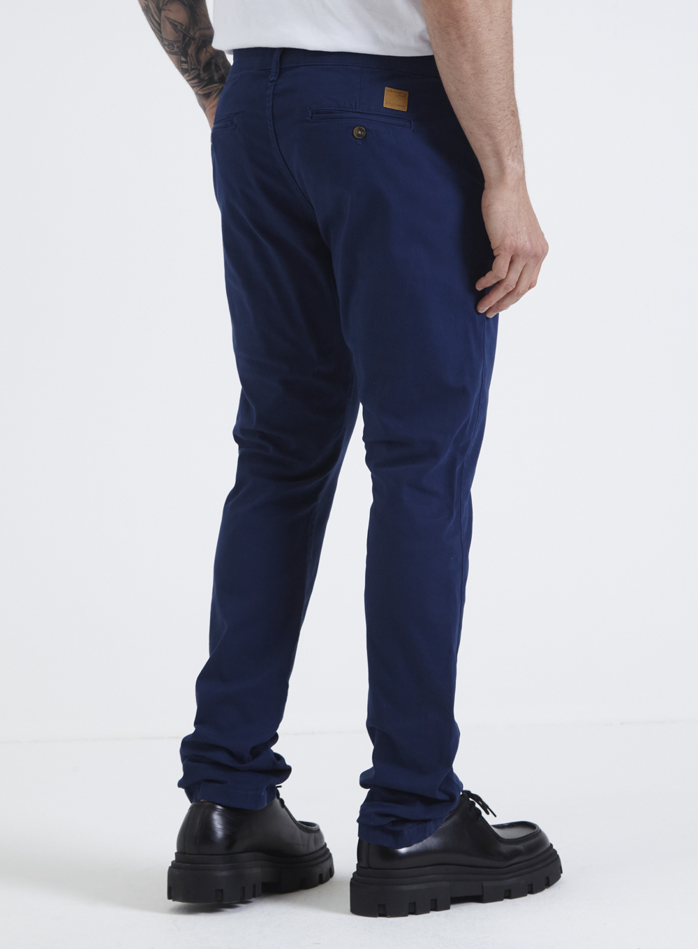 CALÇA SARJA VITOR 38 AZUL DARKNESS