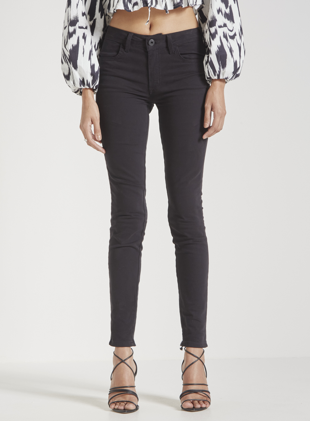CALÇA SARJA MARISA SKINNY 38 VERMELHO IFE