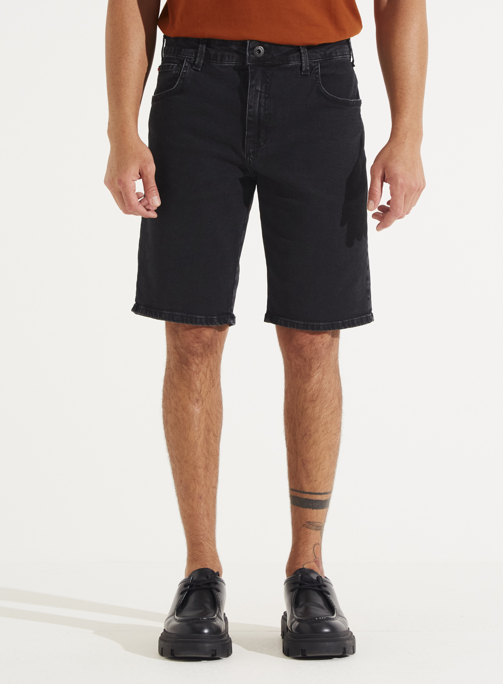 BERMUDA JEANS PAUL SLIM 38 IND.PRETO