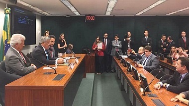 Comissão Especial do Extrateto defere a realização de novas oitivas