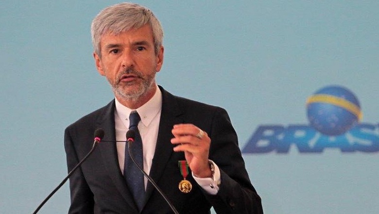 Arnaldo Hossepian recebe Medalha Oswaldo Cruz