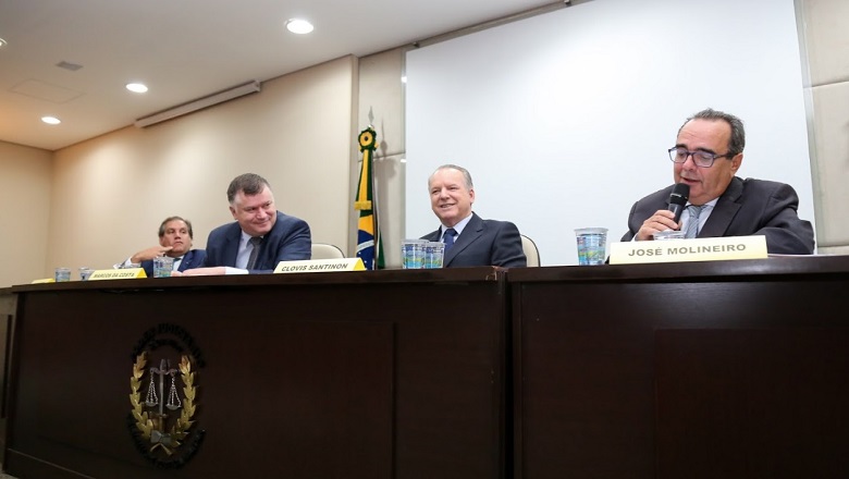 Presidente da APMP participa de evento na Escola Judiciária Militar
