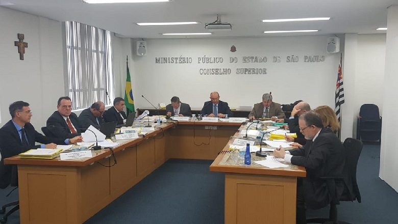 PGJ comunica, em reunião do Conselho Superior, decisão de manter inquérito de ex-governador na 1ª Instância