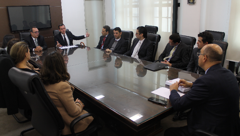Diretoria da APMP se reúne com PGJ por prerrogativas de associados