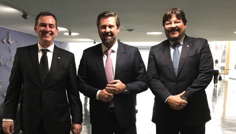 Reunião da Comissão do Extrateto é cancelada na Câmara dos Deputados