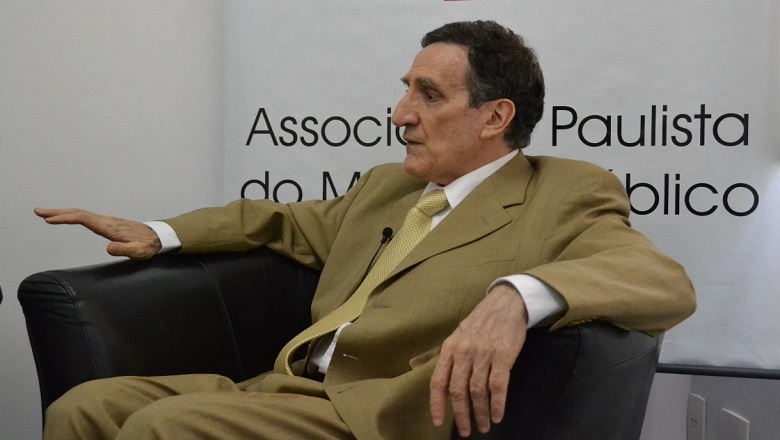 Hugo Nigro Mazzilli receberá medalha do Ministério Público de Minas Gerais