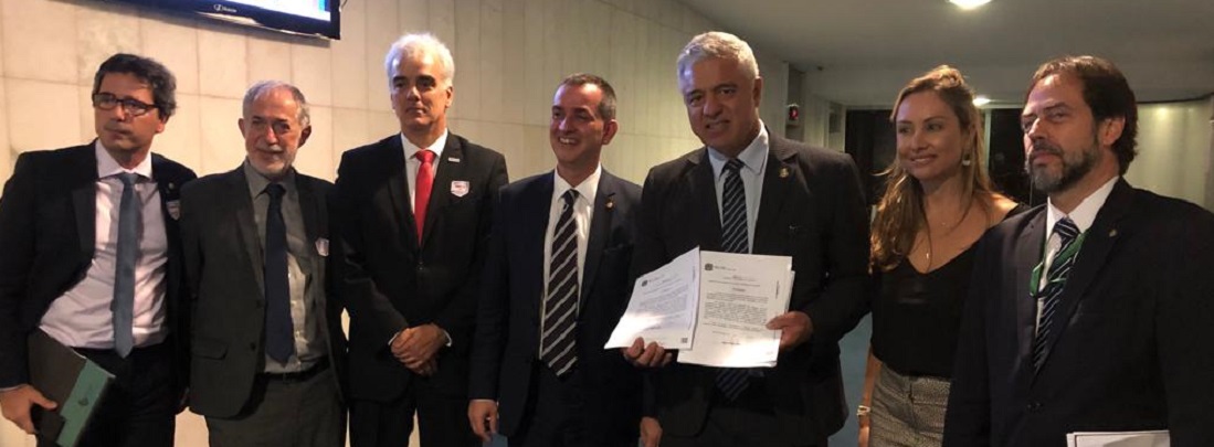 Frentas e APMP solicitam e obtêm adiamento da votação do PLC 27