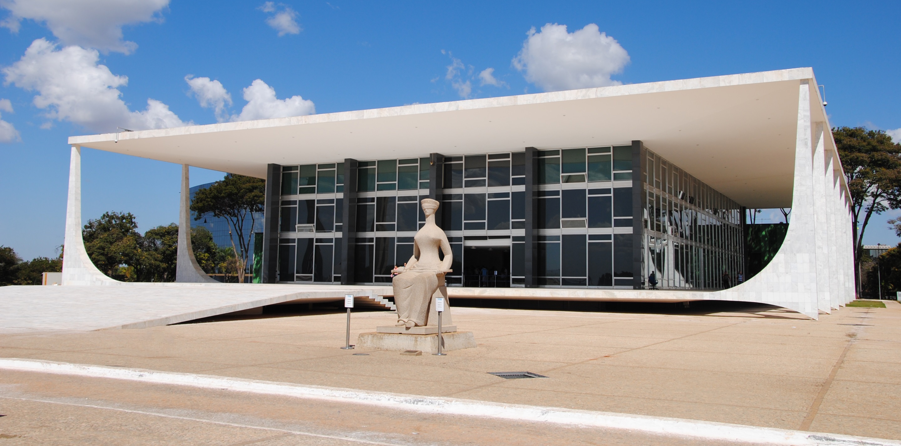 Entidades nacionais do MP e Magistratura protocolizam ADIs contra Reforma da Previdência