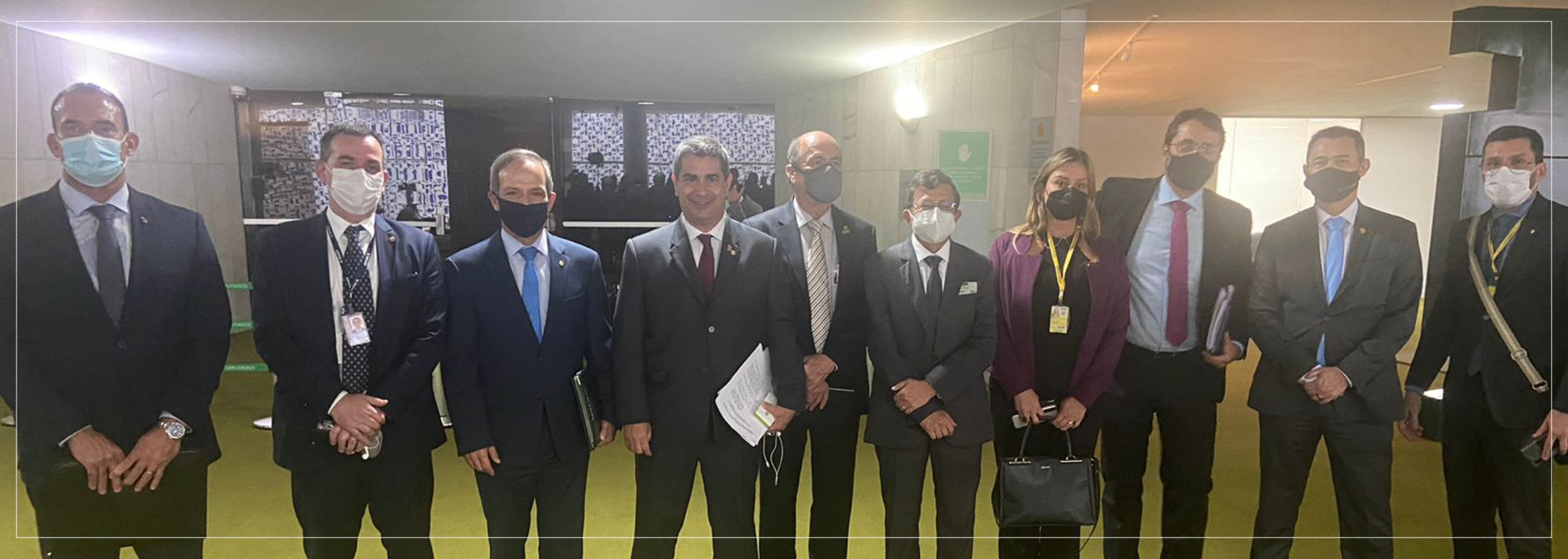 PEC 05/21 teve votação adiada
