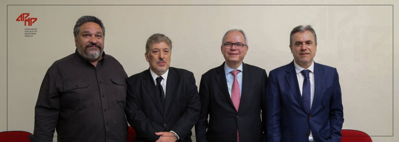 Grupo de Estudos Aposentados promove reunião na Casa de Portugal