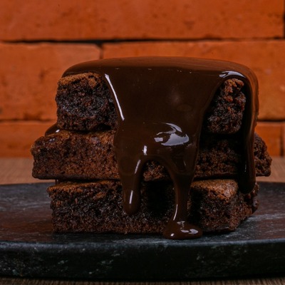 BROOKLYN BROWNIE VIAGEM  - ACOMPANHA CALDA DE CHOCOLATE 