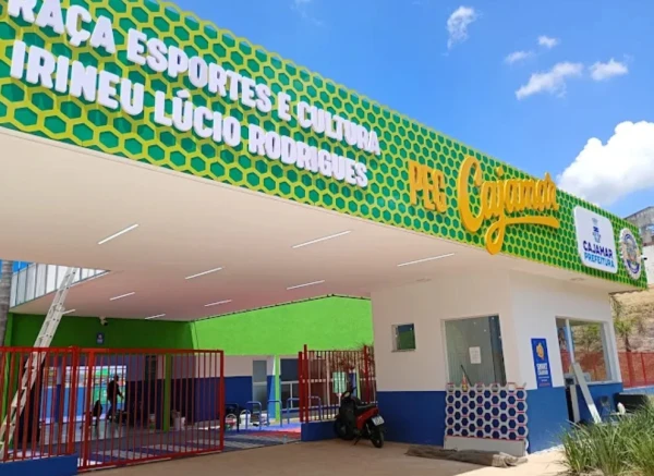 Praça dos Esportes e da Cultura (PEC)