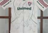 Camisa do Fluminense - Camisa do Fluminense autografada pelos jogadores. Camisa oficial do Fluminense autografada por todos os jogadores, reservas e comissão técnica no ano 