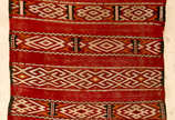 Tapete Kilim.
Mede 1. 09 m. x 0. 87 m. - Tapete Kilim.
Mede 1. 09 m. x 0. 87 m.