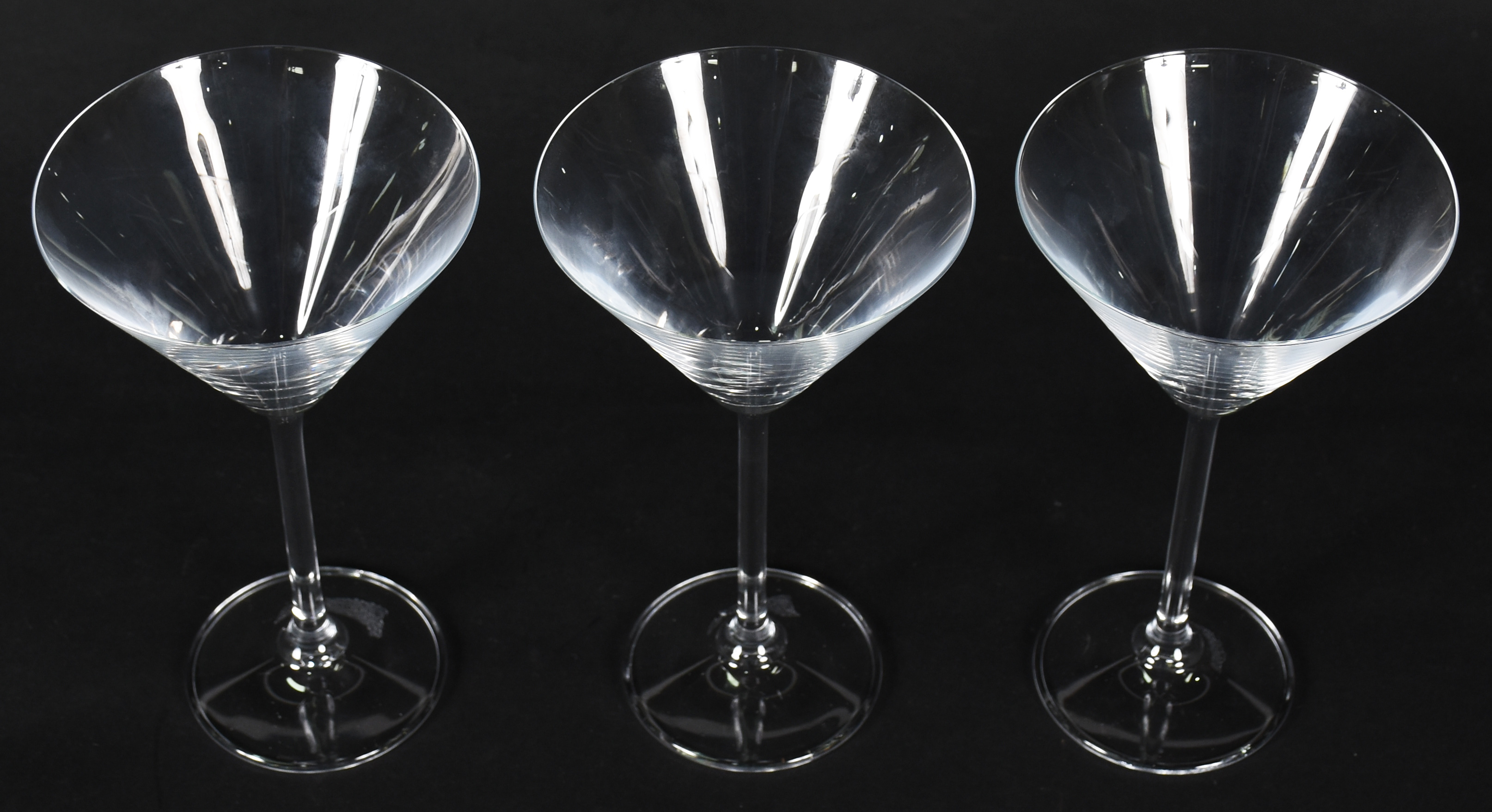 Seis taças de cristal da Bohemia para Dry martini, 150 ml. - foto 2 de 2