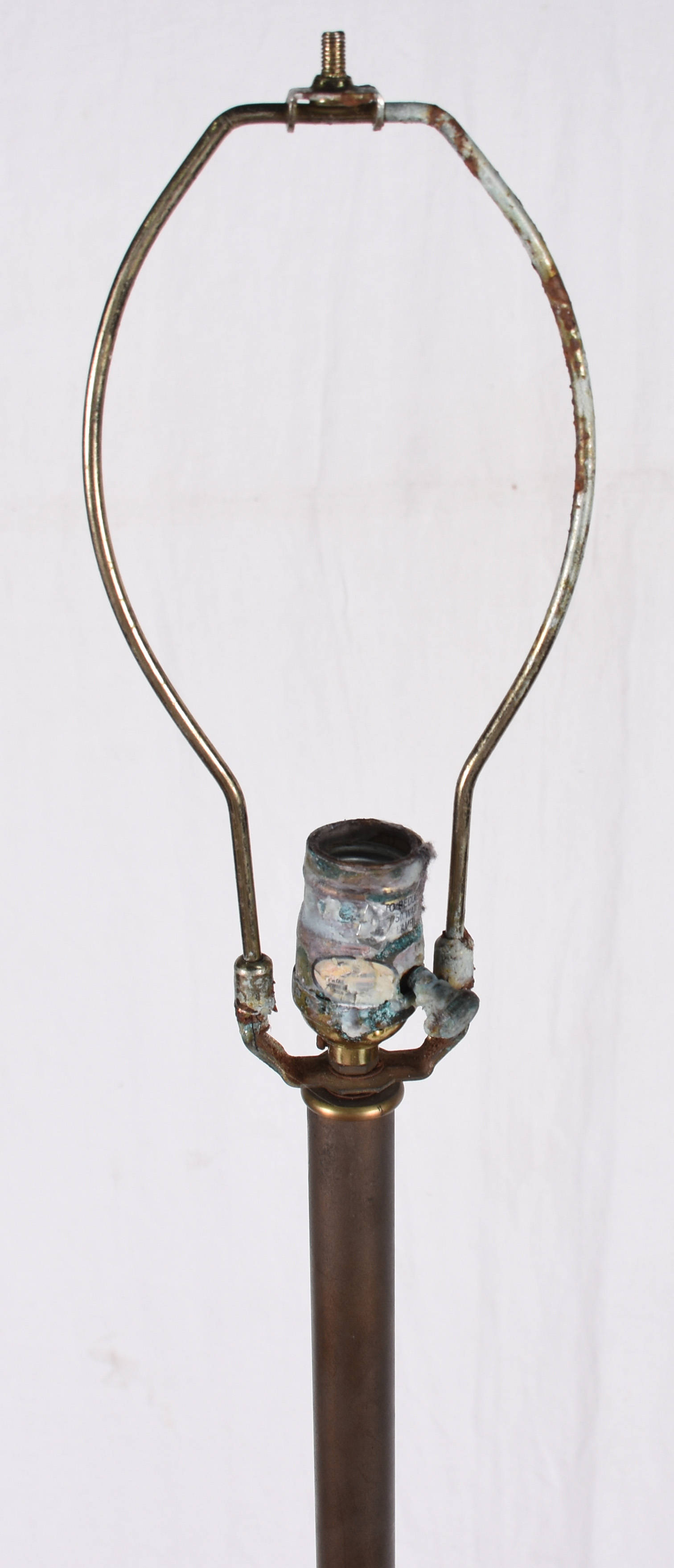 ALTHORP - Mesa luminária de design, madeira nobre marchetada com... - foto 2 de 4