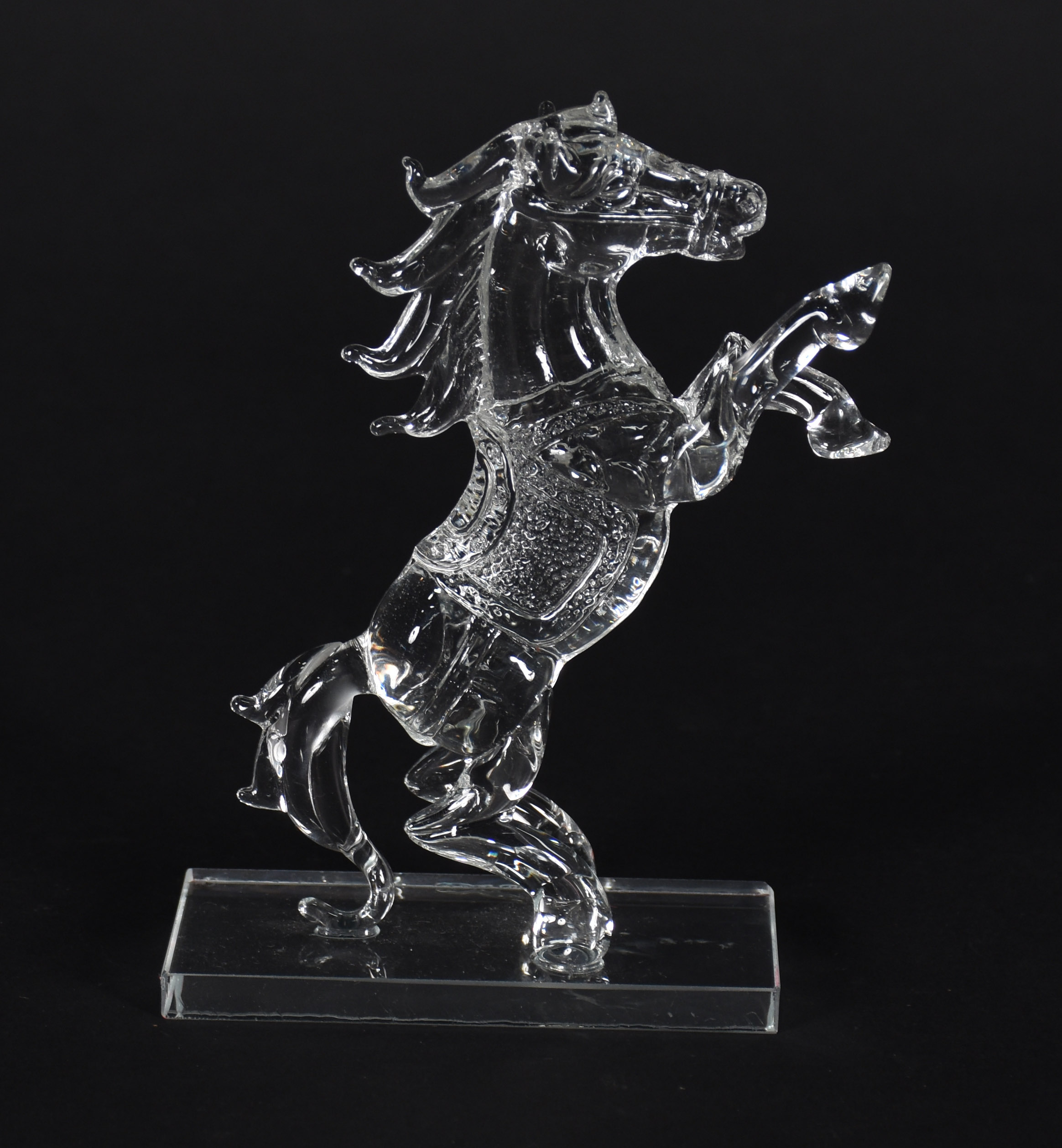 Estatueta de cristal representando Cavalo. - foto 1 de 3