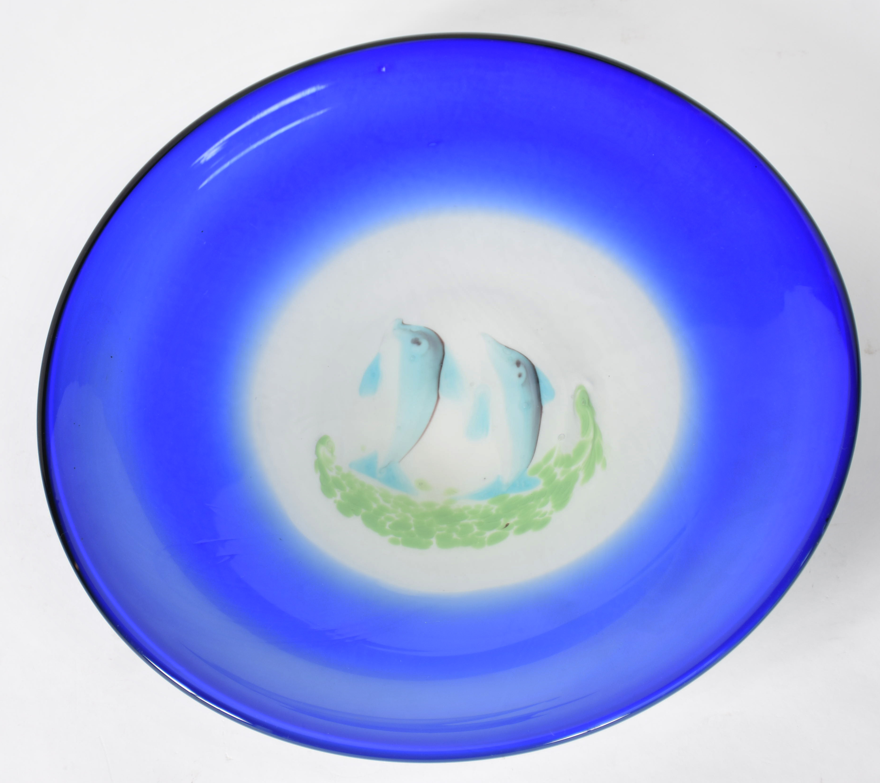 Prato de murano com borda azul. - foto 1 de 3