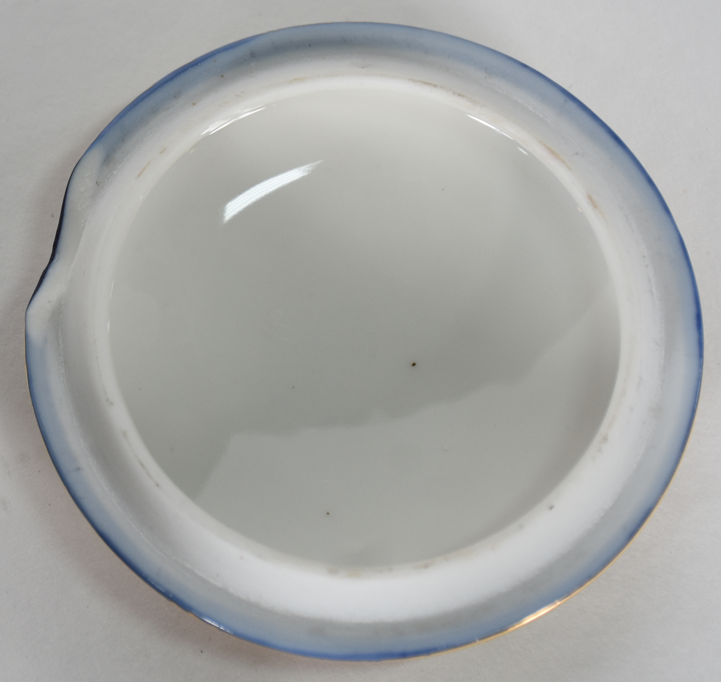 Três caixinhas de porcelana européia azul cobalto e dourado - foto 6 de 7