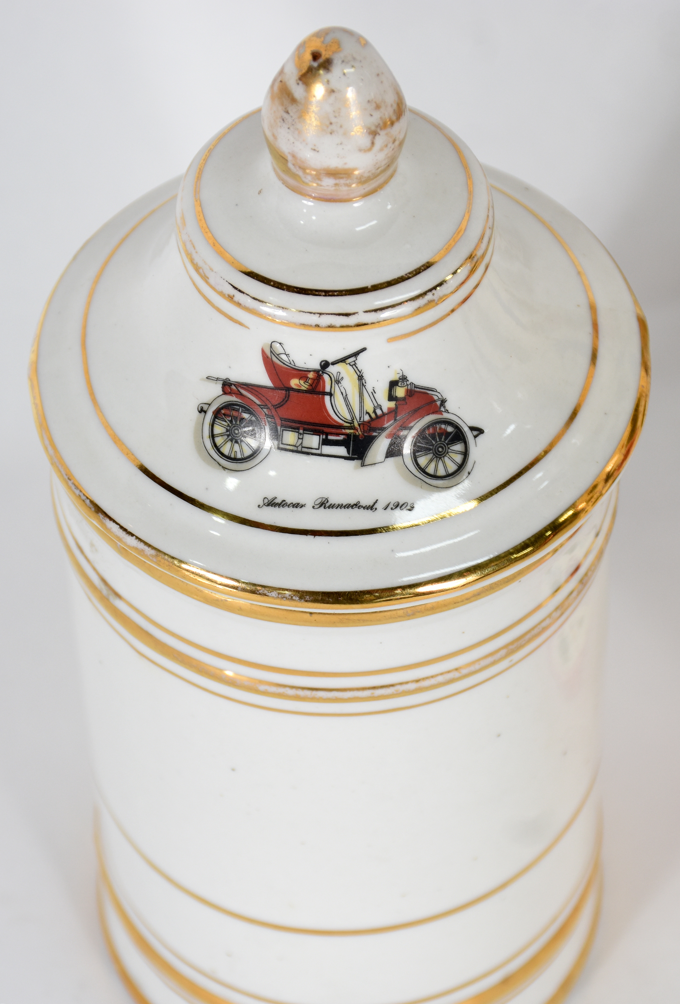 Três peças diversas de porcelana sendo, vaso Luis Salvador com... - foto 4 de 8