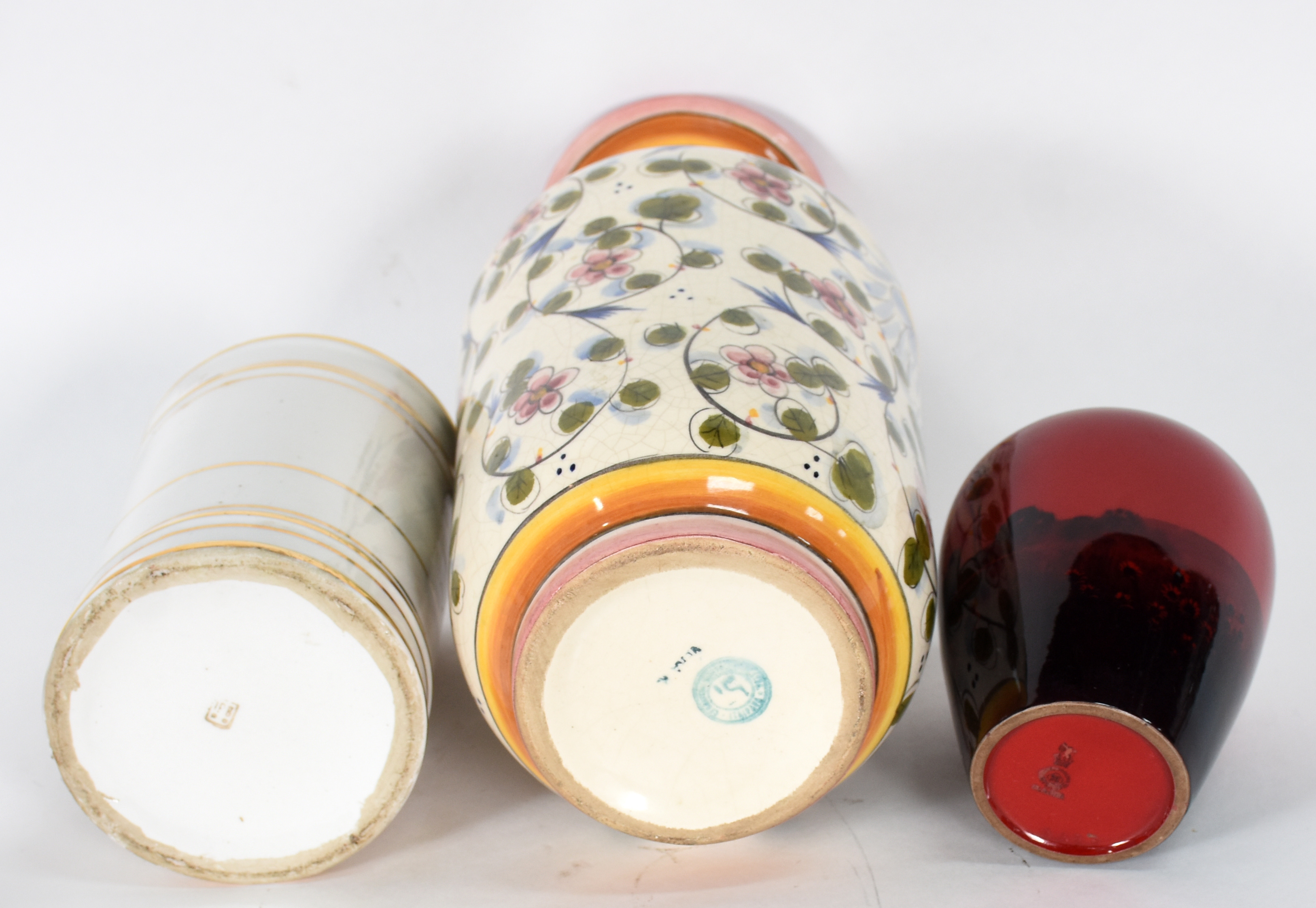 Três peças diversas de porcelana sendo, vaso Luis Salvador com... - foto 5 de 8