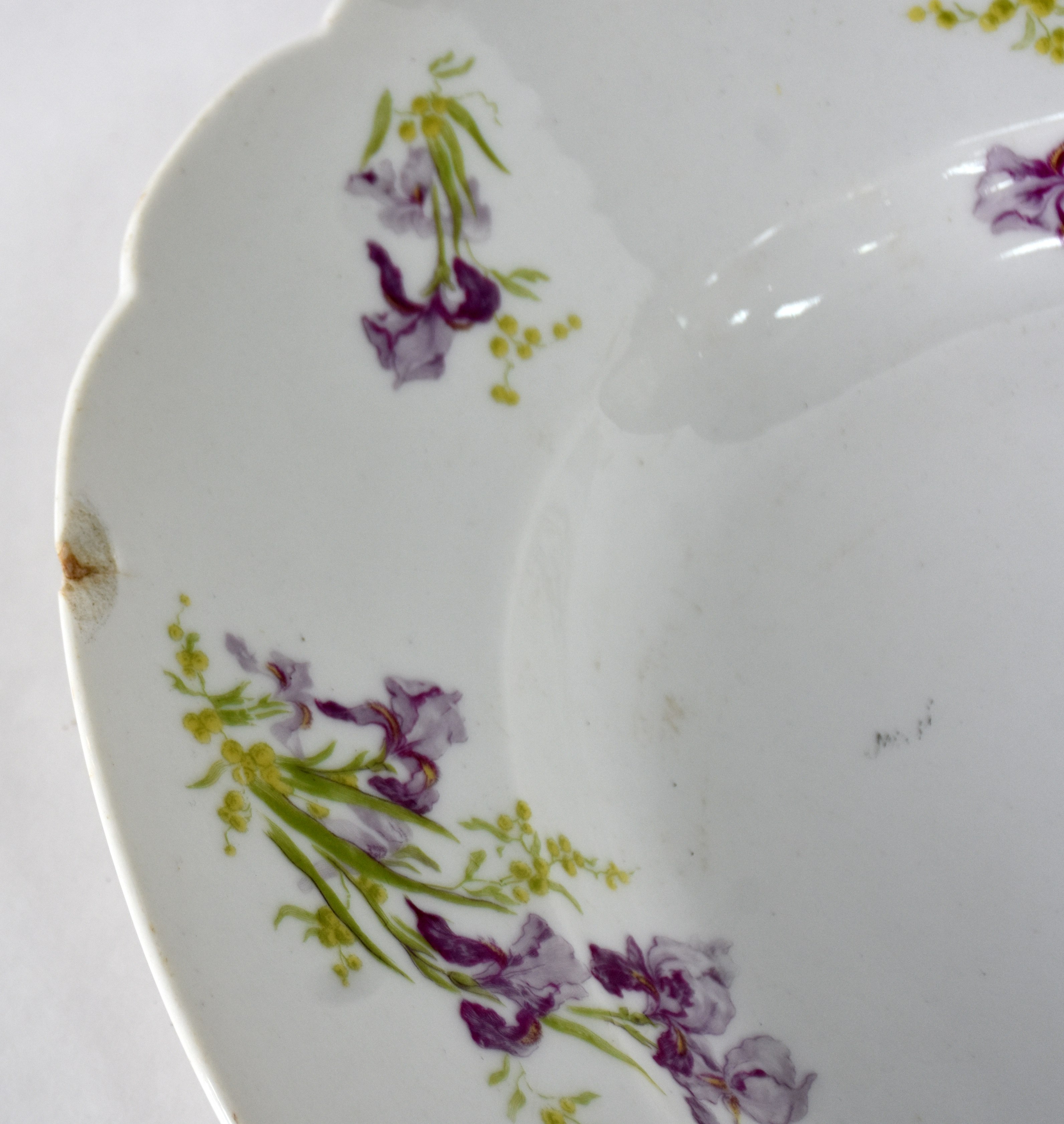 Grande travessa de porcelana francesa decoração floral em policromia... - foto 3 de 5