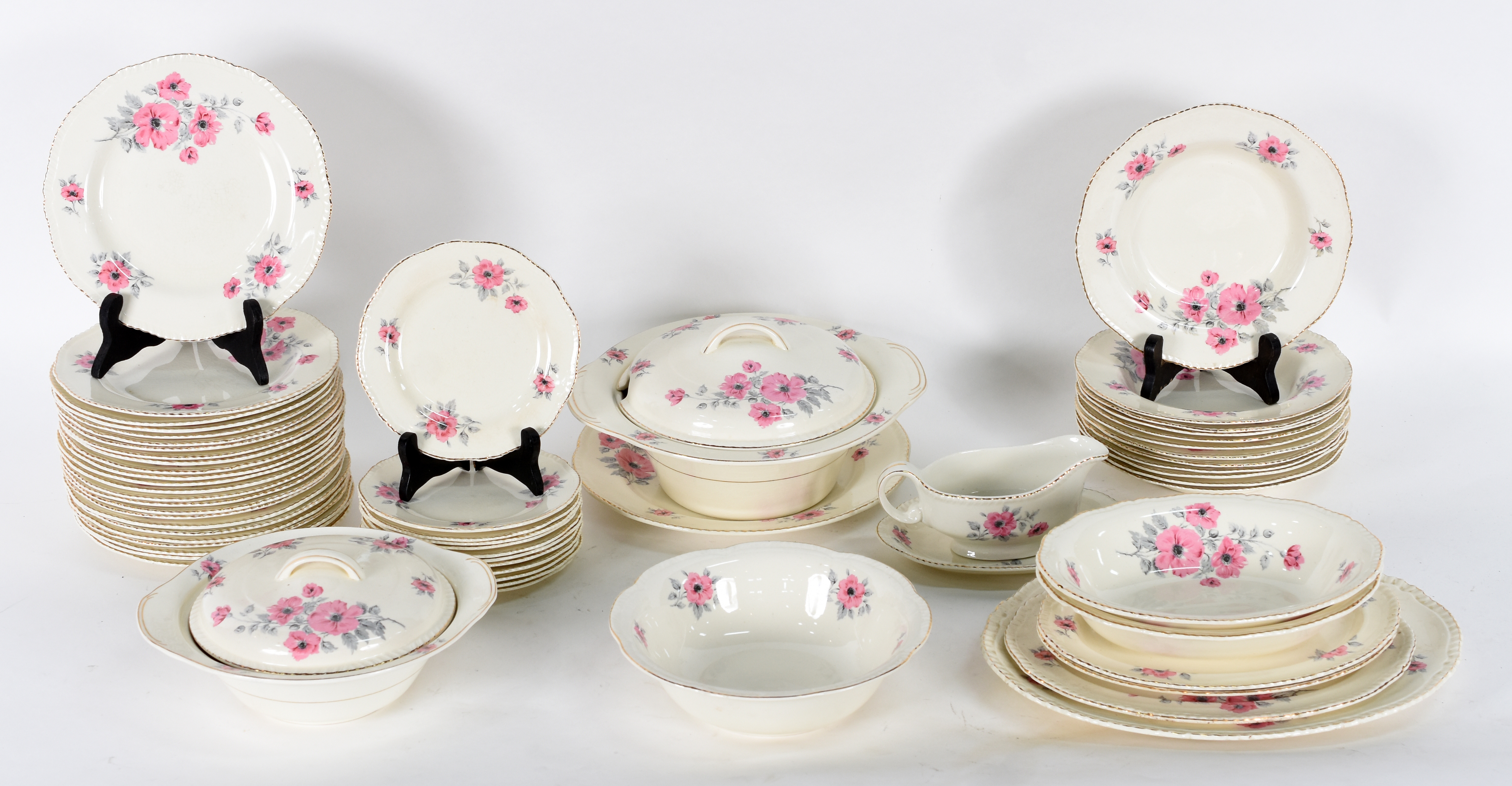 Aparelho de jantar de faiança inglesa, decoração floral em... - foto 1 de 6