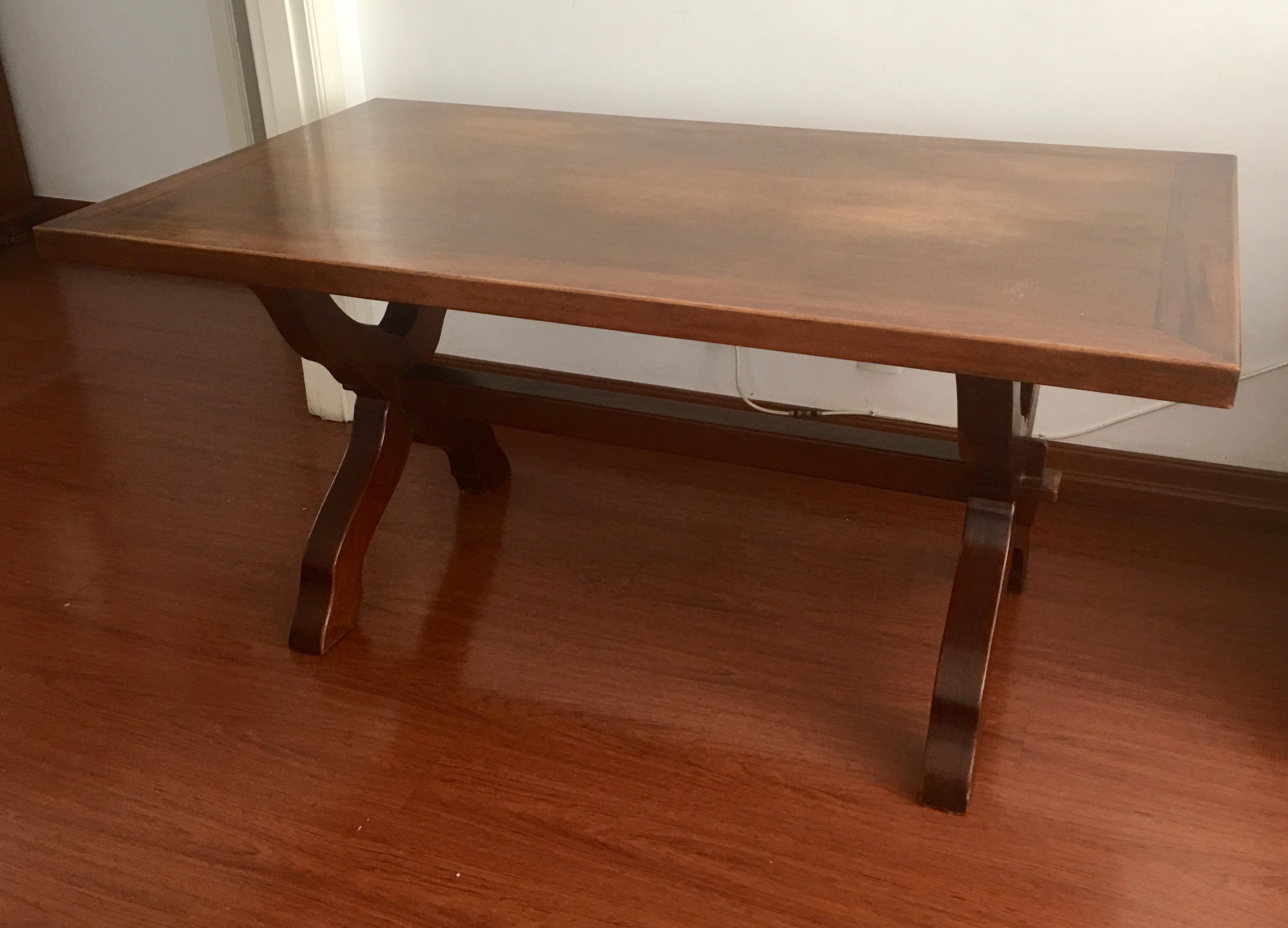 Mesa de jantar de madeira nobre estilo colonial brasileiro... - foto 3 de 4