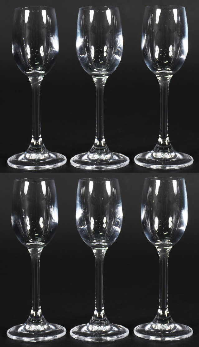 Seis taças de cristal da Bohemia, para licor 60 ml. - foto 1 de 2