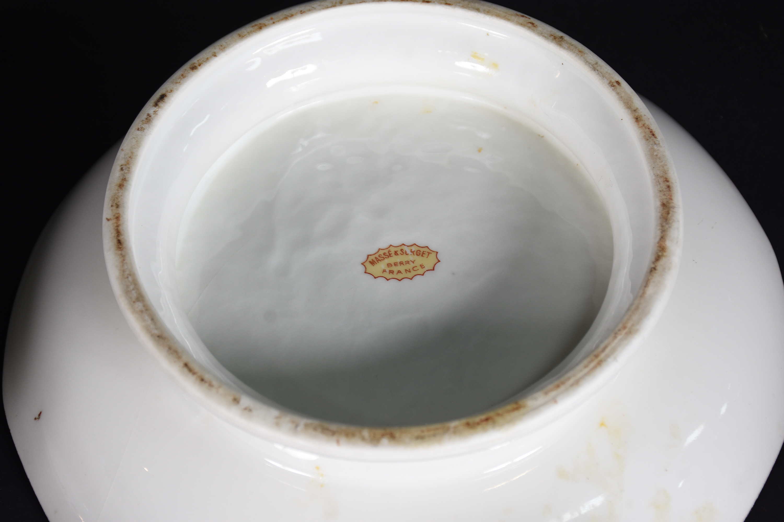 Diversas peças de porcelana sendo, 12 xícaras de cafe com pires... - foto 8 de 10