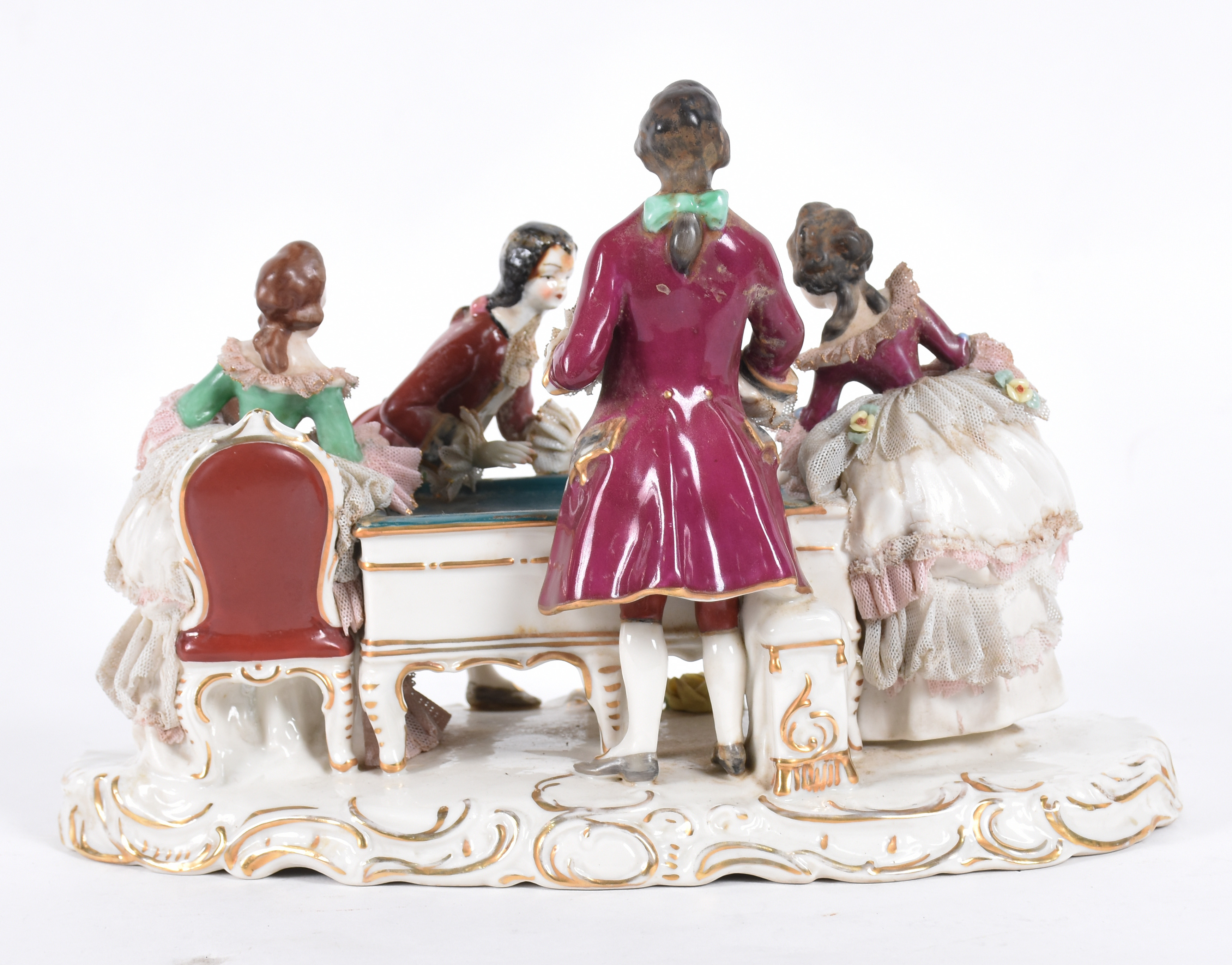 Grupo escultórico de porcelana, representando figuras de nobres... - foto 3 de 5