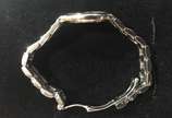 Cartier (1847),  - Relógio feminino CARTIER de aço, a quartzo com algarismos romanos, diâmetro do mostrador 28 mm. (Por questão de  segurança a peça não se encontra na l